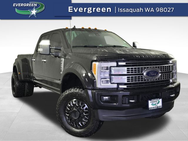 Agate Black Metallic 2019 Ford F-450 Super Duty Pickup Truck Four-Wheel Drive 6-Speed Automatic