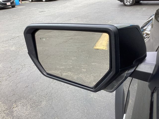 Used Car 2023 Chevrolet Colorado  Trail Boss For Sale Under $40,000 In San Antonio, Texas