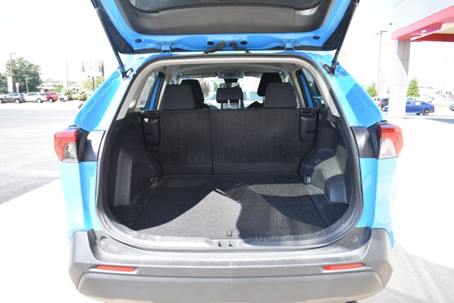 Used 2019 Toyota RAV4 SUV