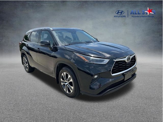 Midnight Black Metallic 2021 Toyota Highlander SUV / Crossover All-Wheel Drive 8-Speed Automatic