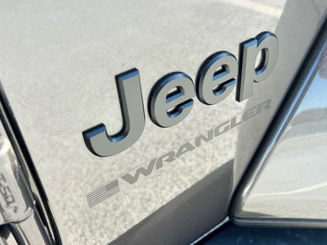 New 2025 Gray Jeep Sahara image 22