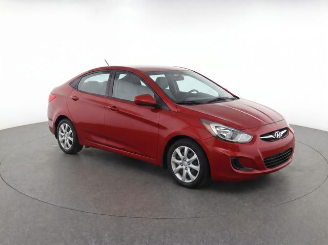 Boston Red Metallic 2013 Hyundai Accent GLS Sedan FWD Sedan Front-Wheel Drive 6-Speed Automatic Overdrive