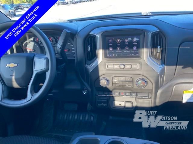 2025 Chevrolet Silverado 1500 WT photo