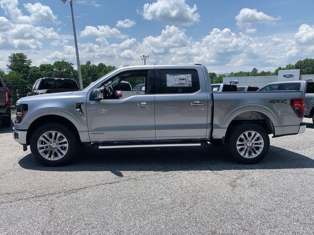 2024 Ford F-150 XLT 2