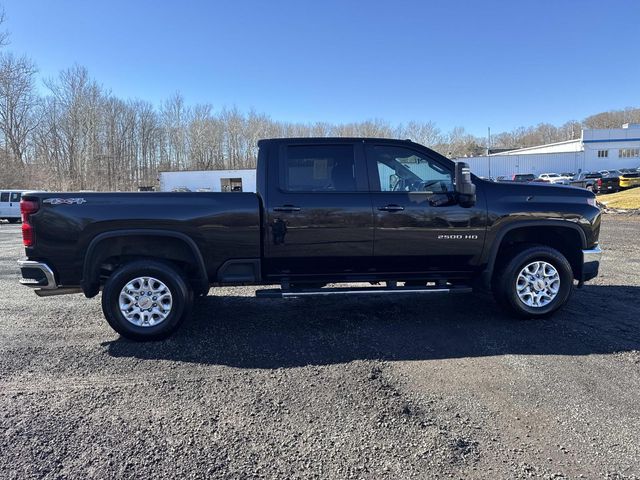 2022 Chevrolet Silverado 2500HD - Image 13