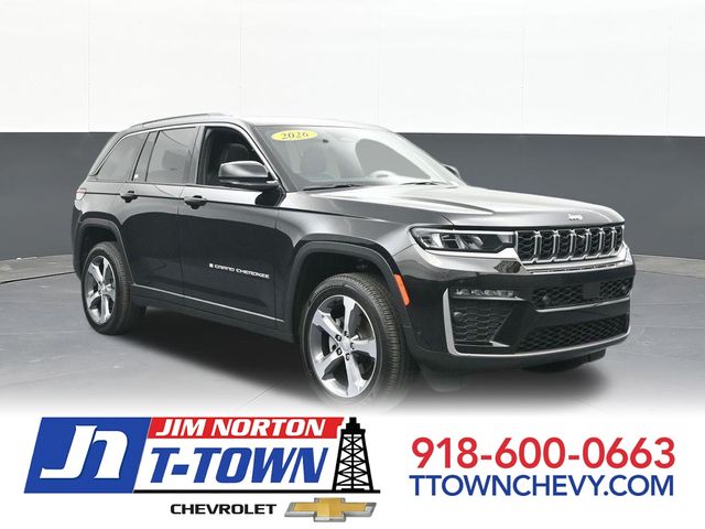 Diamond Black Crystal Pearlcoat 2026 Jeep Grand Cherokee SUV / Crossover Four-Wheel Drive 8-Speed Automatic