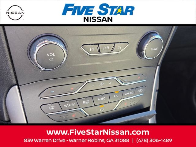 Used 2020 Red Ford SEL image 23