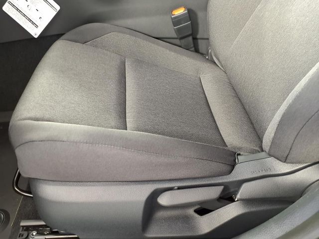 2025 Toyota Camry LE photo