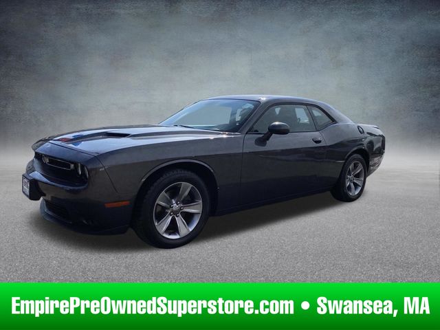 2018 Dodge Challenger SXT RWD