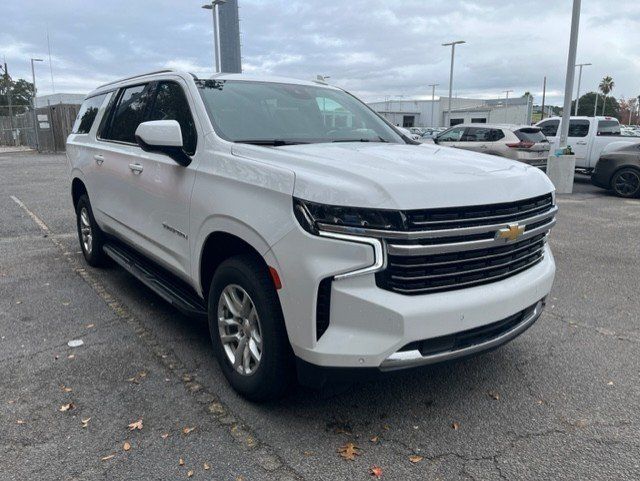 2023 Chevrolet Suburban LT 6