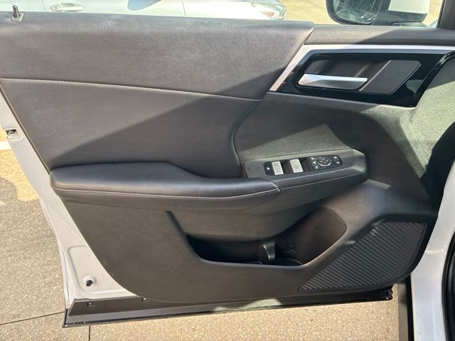 2024 Mitsubishi Outlander SE  at Royal Nissan