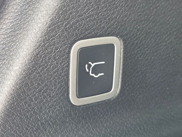 Used 2026 Chrysler Pacifica Van