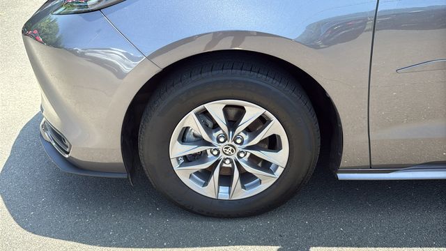 Used 2024 Toyota Sienna Van
