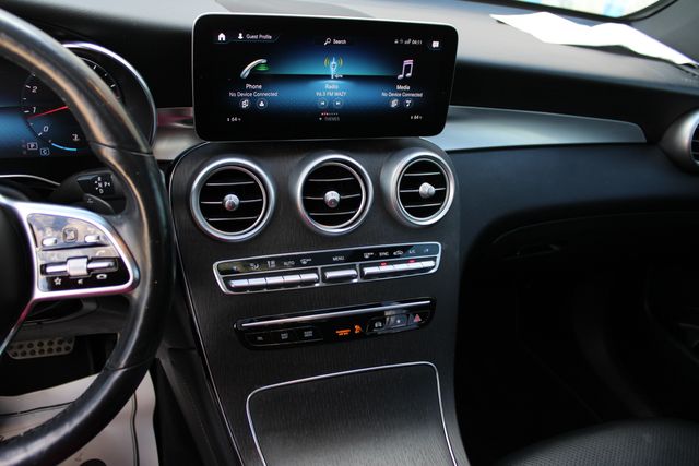 Used 2020 White Mercedes-Benz GLC 300 image 14
