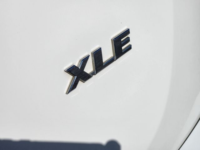 2017 Toyota RAV4 XLE White at Emmons Autoplex
