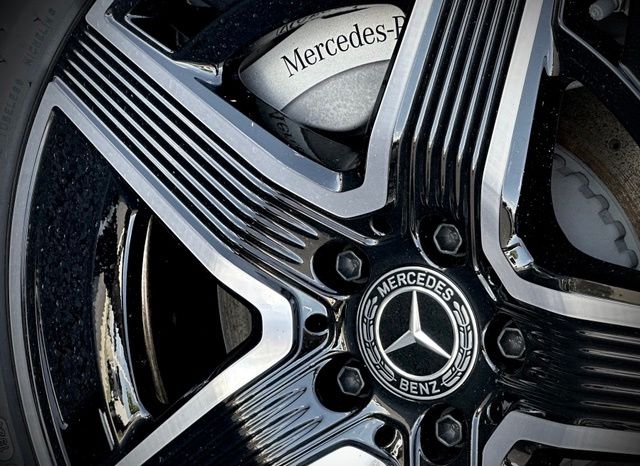 New 2027 Black Mercedes-Benz GLC 300 Coupe image 9