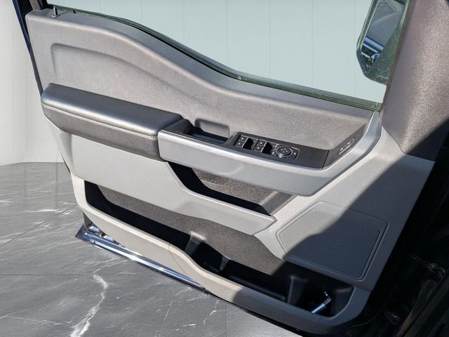 2023 Ford F-150 XLT - Photo 13