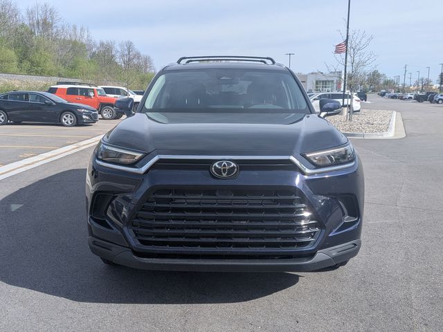2025 Toyota Grand Highlander Hybrid - Image 8