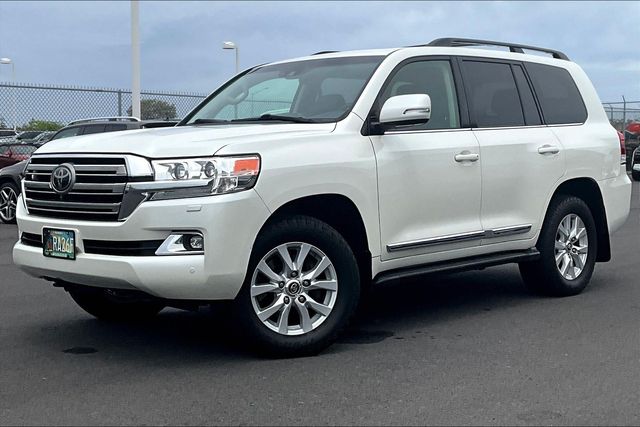 White (Blizzard Pearl) 2019 Toyota Land Cruiser AWD SUV / Crossover All-Wheel Drive 8-Speed Automatic