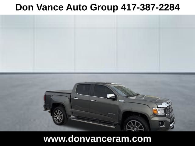 Mineral Metallic 2017 GMC Canyon Denali Crew Cab 4WD Pickup Truck Four-Wheel Drive 8-Speed Automatic