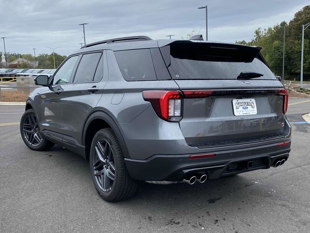 2025 Ford Explorer ST 6