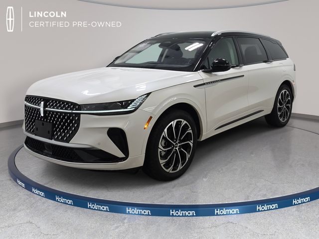 2025 Lincoln Nautilus Reserve AWD's photo