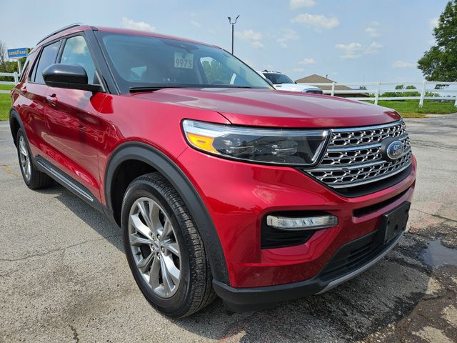 2023 Ford Explorer Limited photo