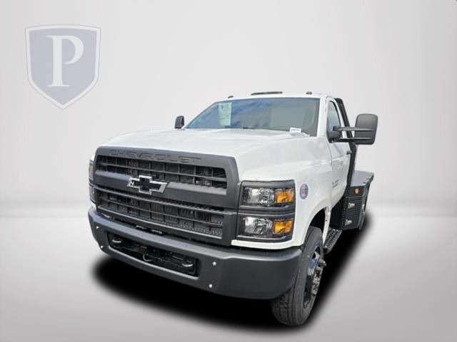 2023 Chevrolet Silverado 5500HD Work Truck 13