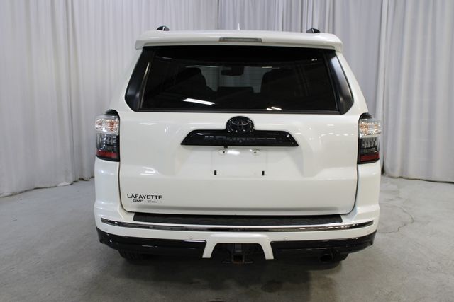 Used 2021  Toyota Nightshade image 32