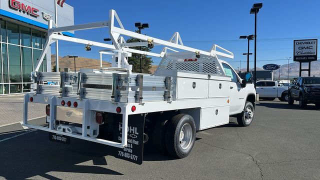 2024 Chevrolet Silverado 3500HD Work Truck 2