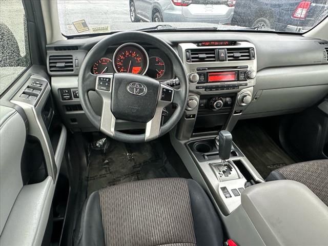 2013 Toyota 4Runner SR5 18