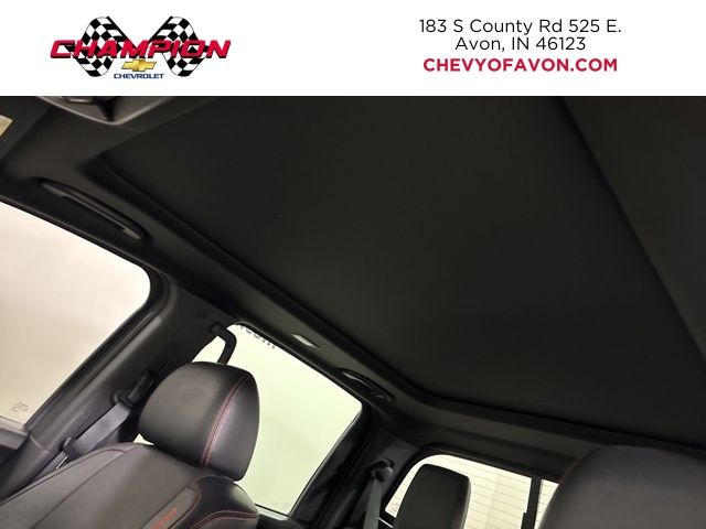 2021 Nissan Titan PRO-4X photo