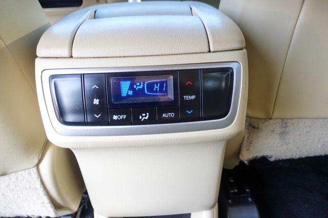 used 2015 Toyota Highlander car, priced at $15,955