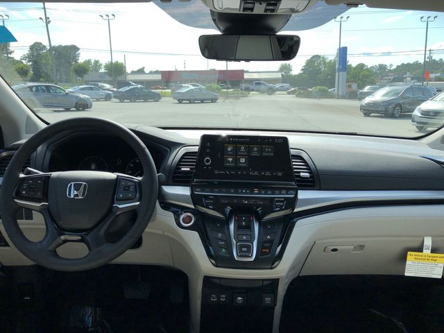 new 2026 Honda Odyssey car, priced at $45,434