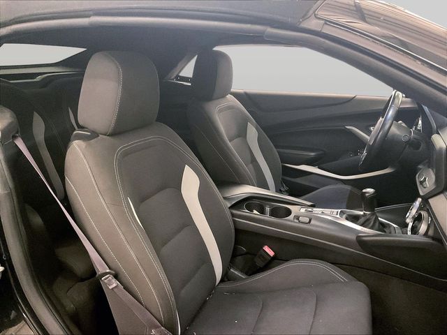 2017 Chevrolet Camaro 1LT - 7