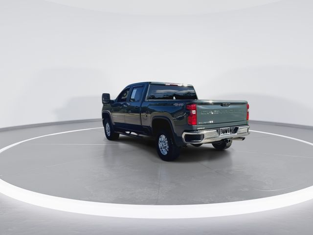 Used 2025 Gray Chevrolet LT image 12