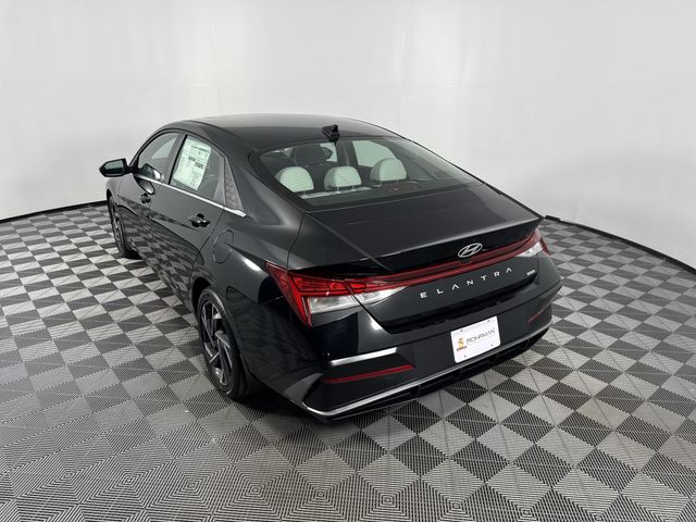 New 2025 Hyundai Elantra Hybrid For Sale in Indianapolis, IN
