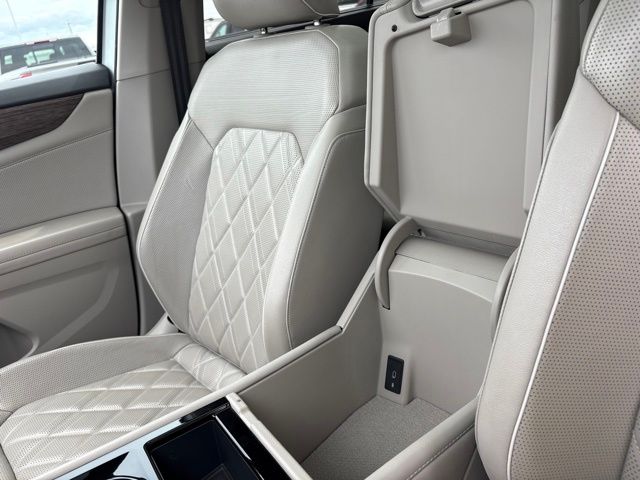 Used 2024 Volkswagen Atlas SUV