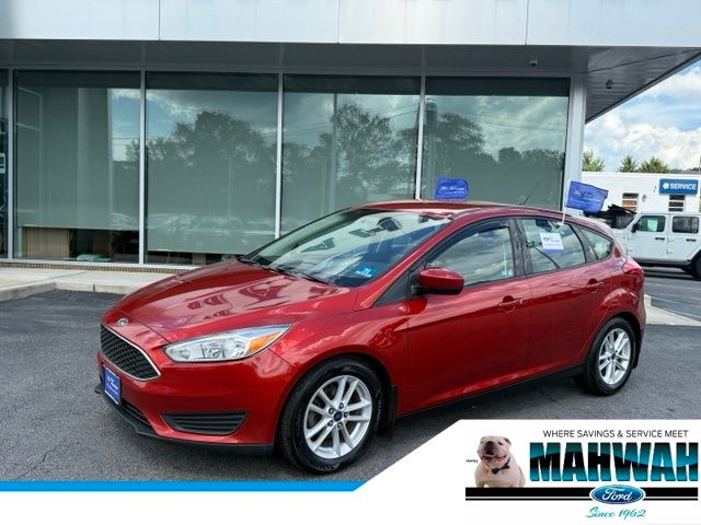 Hot Pepper Red Metallic Tinted Clearcoat 2018 Ford Focus Hatchback Front-Wheel Drive 6-Speed Automatic