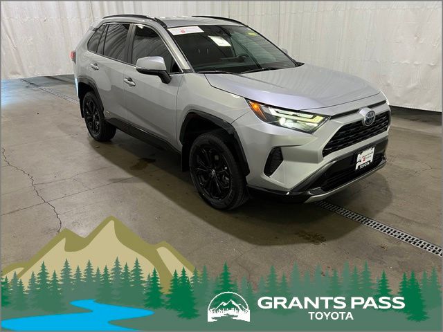 2024 Toyota RAV4 Hybrid SE AWD