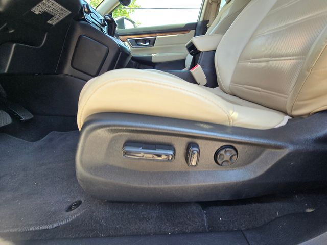2019 Honda CR-V Touring:B02331