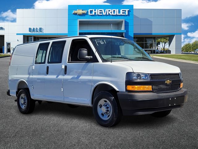 2025 Chevrolet Express Cargo 2500 RWD