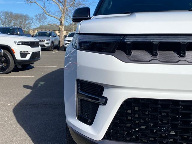 2026 Jeep Grand Wagoneer