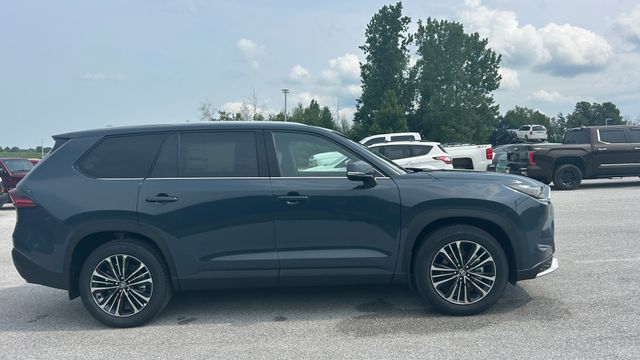 New 2026 Toyota Grand Highlander Hybrid SUV