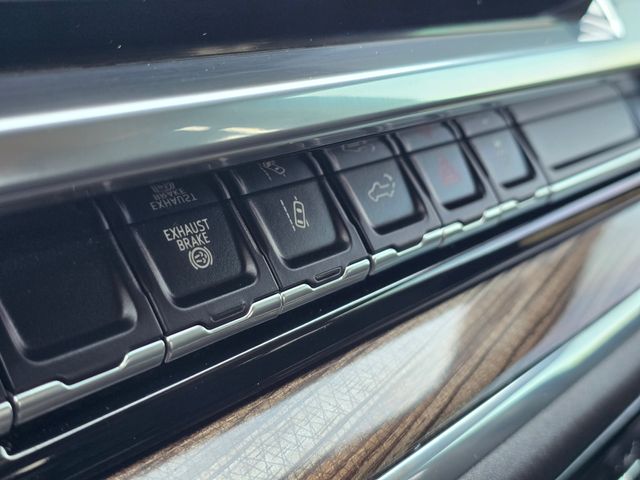 2024 Chevrolet Silverado 3500HD LT:168699A