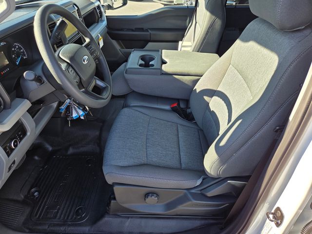 New 2026 Ford Super Duty F-350 Chassis Crew Cab XL