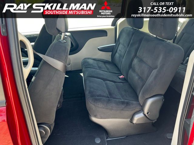Used 2015 Red Dodge SE Plus image 11