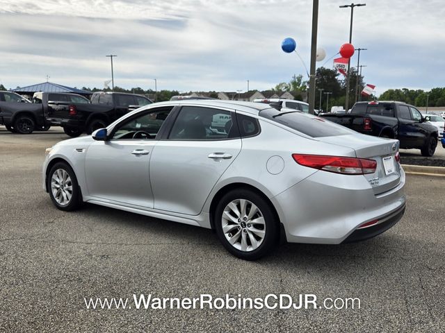 Used 2016 Silver Kia EX image 9