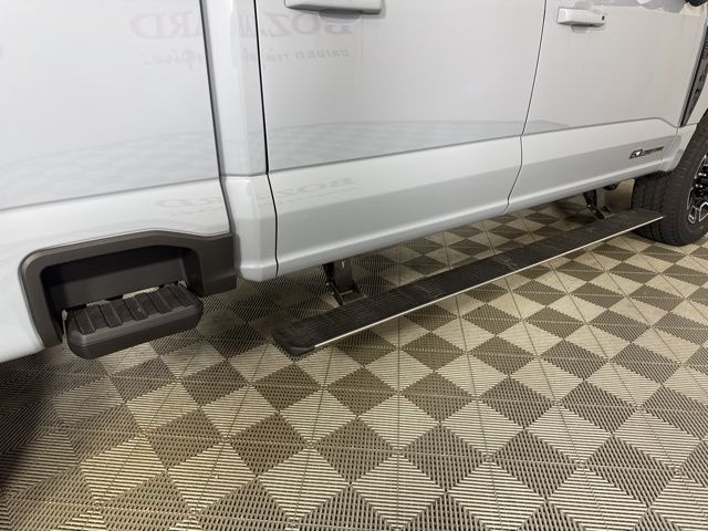 2025 Glacier Gray Metallic TriCoat Ford Super Duty F-350 SRW Platinum 4X4 Truck