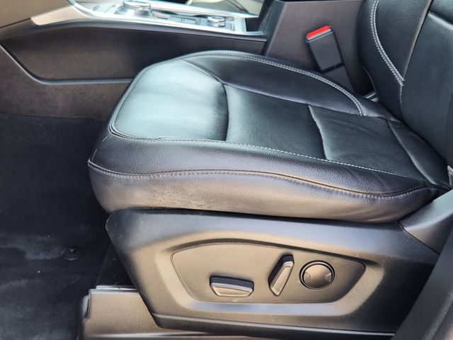 2022 Agate Black Metallic Ford Explorer Limited 4X4 SUV